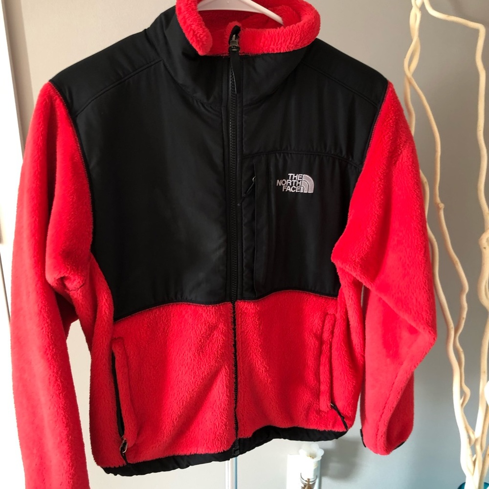 Pinkish Red Northface Women’s Denali